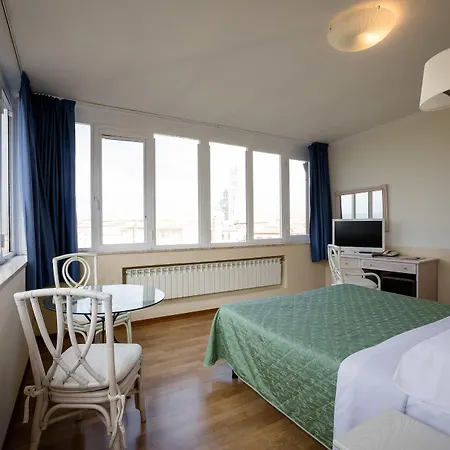 Duomo Hotel 5*